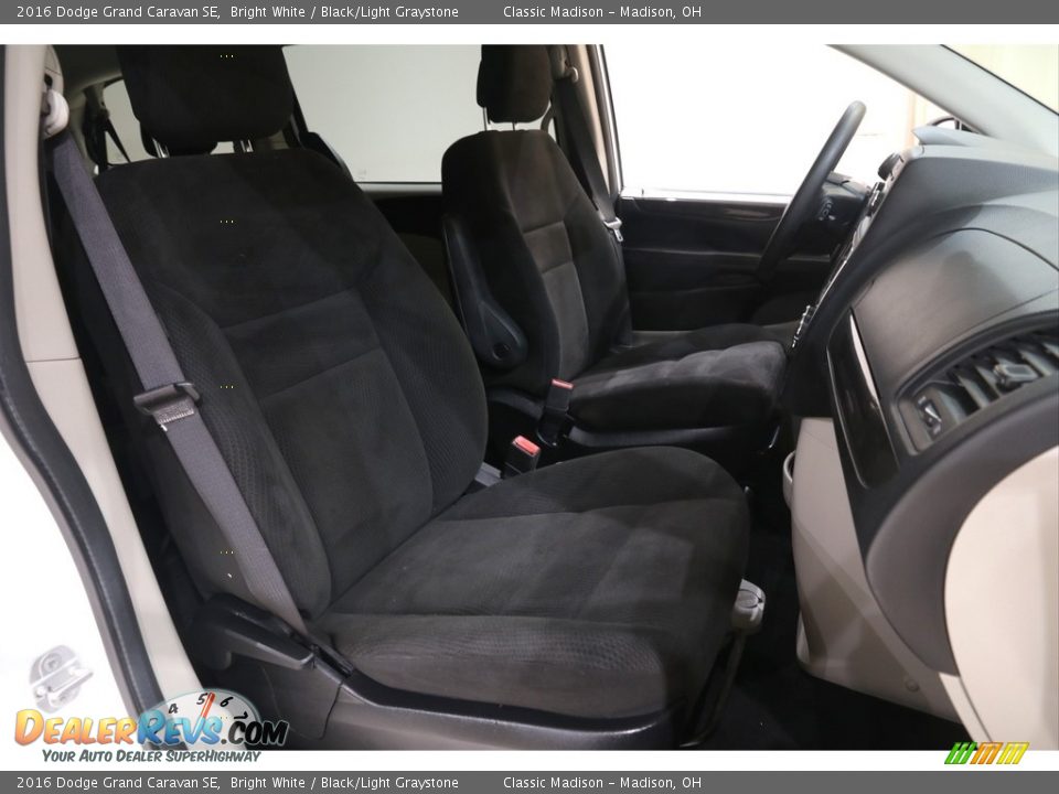 2016 Dodge Grand Caravan SE Bright White / Black/Light Graystone Photo #13