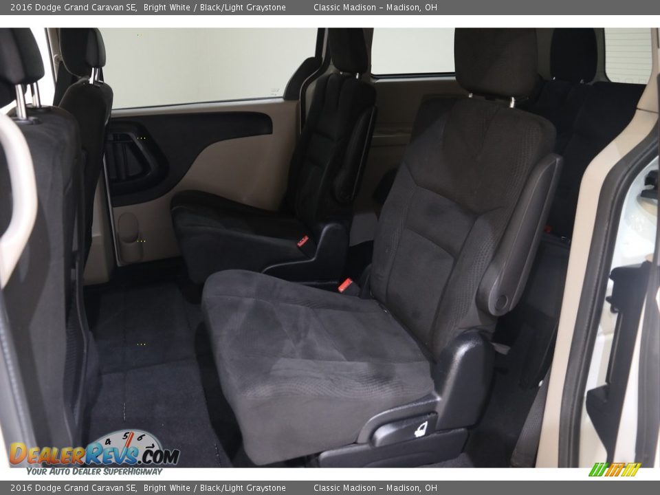 2016 Dodge Grand Caravan SE Bright White / Black/Light Graystone Photo #15