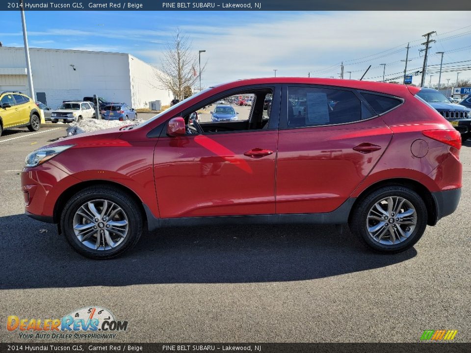 2014 Hyundai Tucson GLS Garnet Red / Beige Photo #12