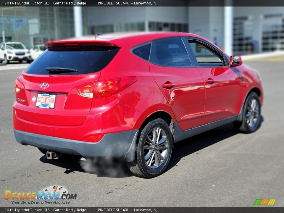 2014 Hyundai Tucson GLS Garnet Red / Beige Photo #16