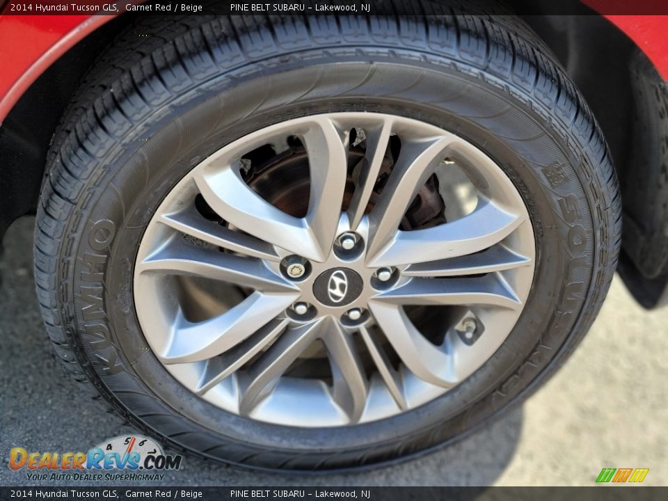 2014 Hyundai Tucson GLS Garnet Red / Beige Photo #26