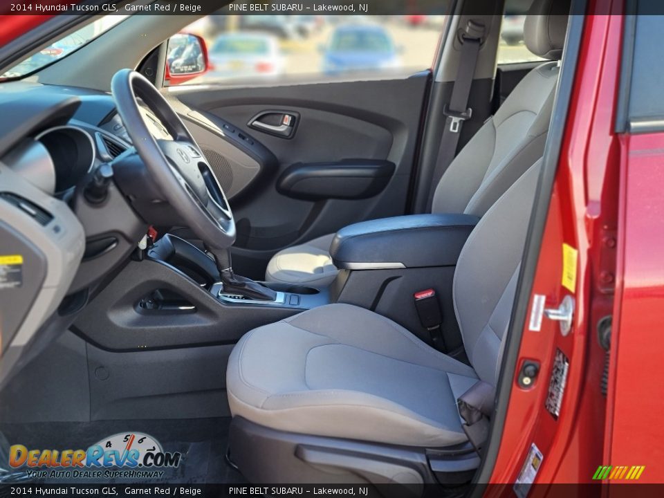 2014 Hyundai Tucson GLS Garnet Red / Beige Photo #31