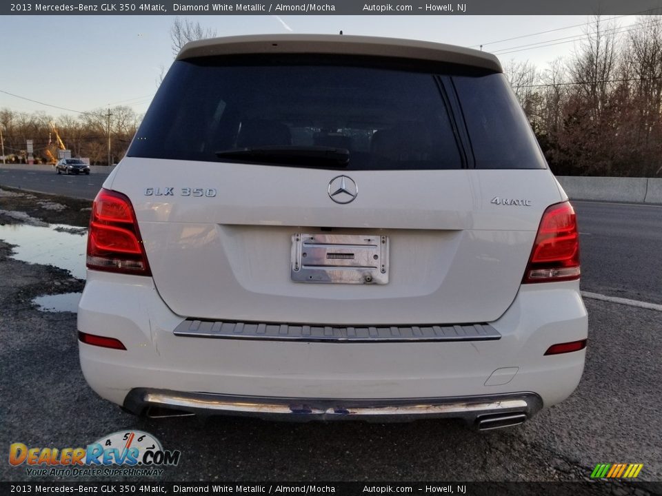 2013 Mercedes-Benz GLK 350 4Matic Diamond White Metallic / Almond/Mocha Photo #5