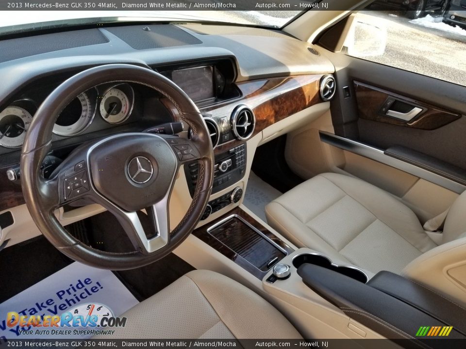 2013 Mercedes-Benz GLK 350 4Matic Diamond White Metallic / Almond/Mocha Photo #10