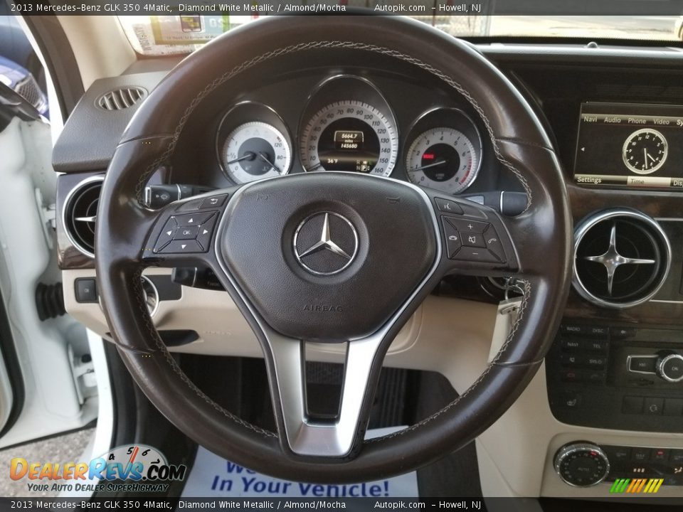 2013 Mercedes-Benz GLK 350 4Matic Diamond White Metallic / Almond/Mocha Photo #13