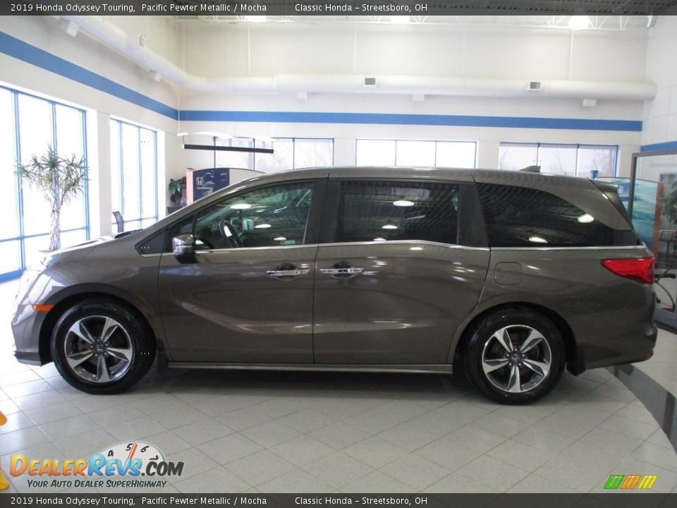 2019 Honda Odyssey Touring Pacific Pewter Metallic / Mocha Photo #10