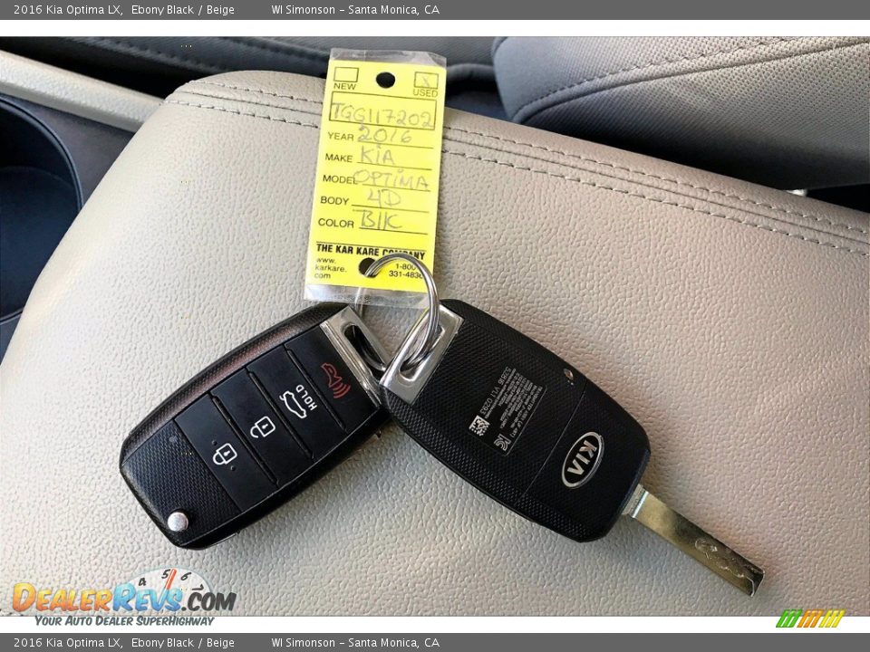 Keys of 2016 Kia Optima LX Photo #11