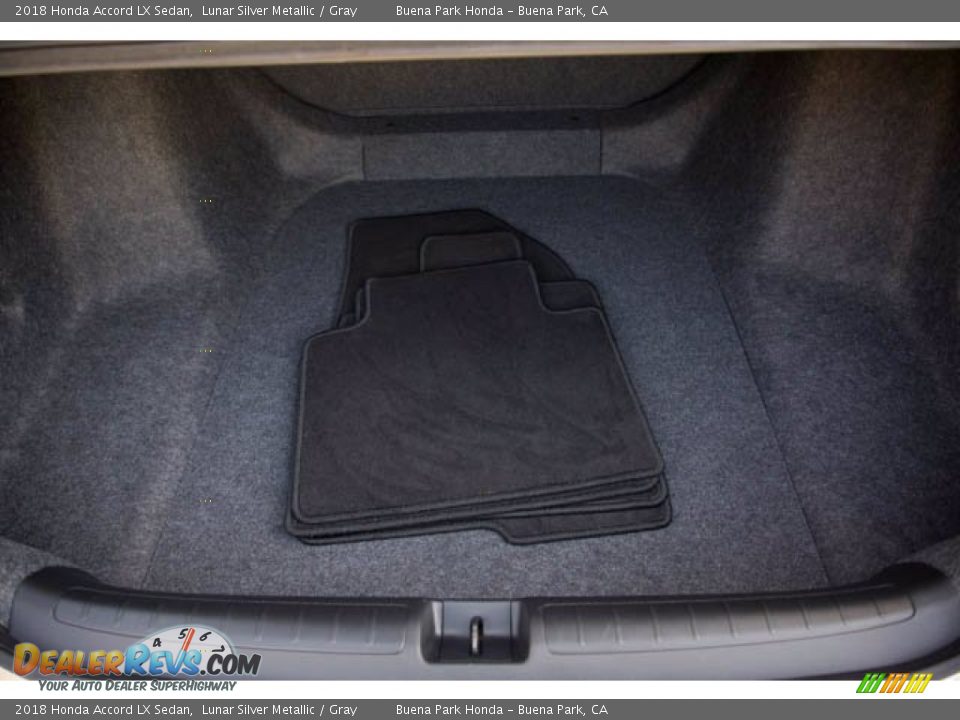 2018 Honda Accord LX Sedan Lunar Silver Metallic / Gray Photo #22