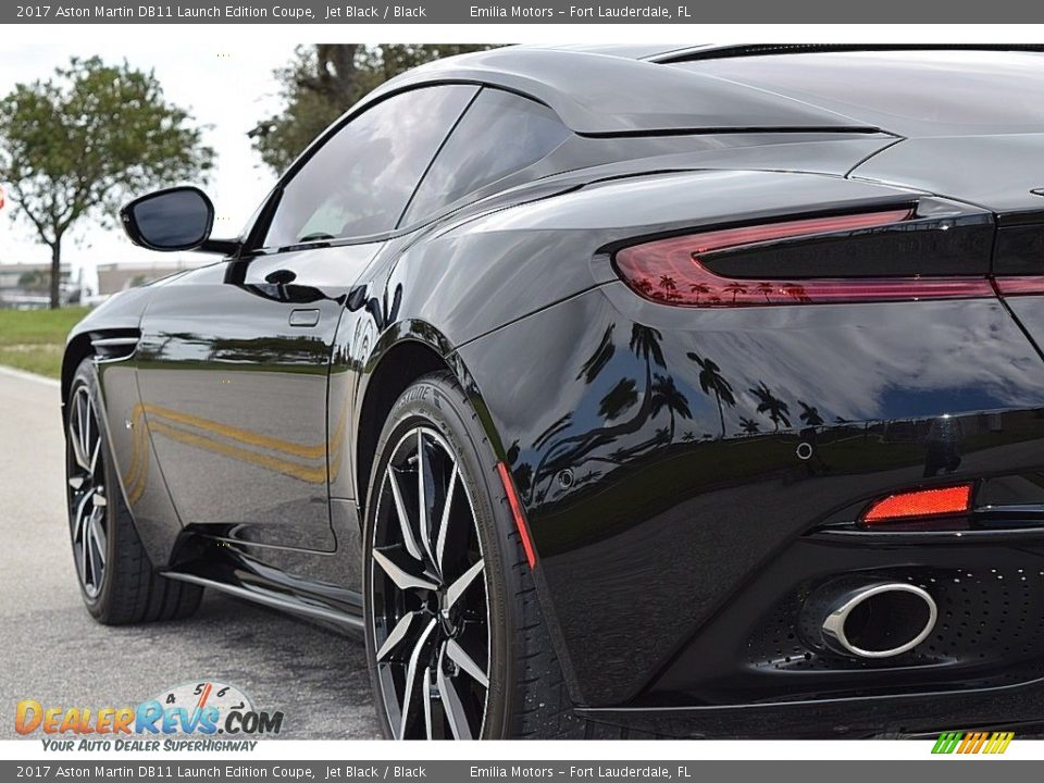 Exhaust of 2017 Aston Martin DB11 Launch Edition Coupe Photo #15