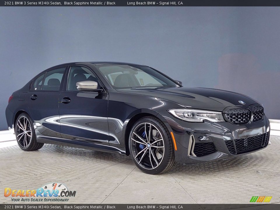 Front 3/4 View of 2021 BMW 3 Series M340i Sedan Photo #27