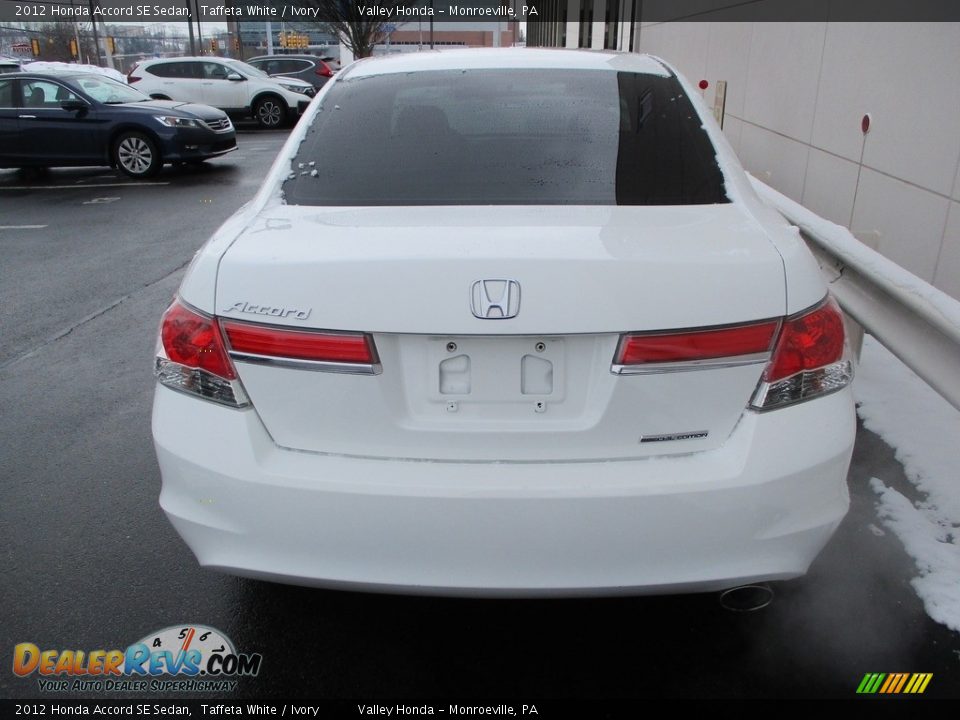 2012 Honda Accord SE Sedan Taffeta White / Ivory Photo #4