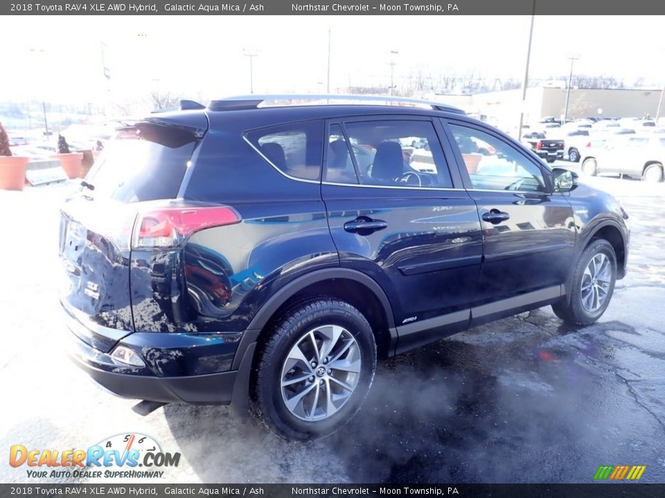 2018 Toyota RAV4 XLE AWD Hybrid Galactic Aqua Mica / Ash Photo #9