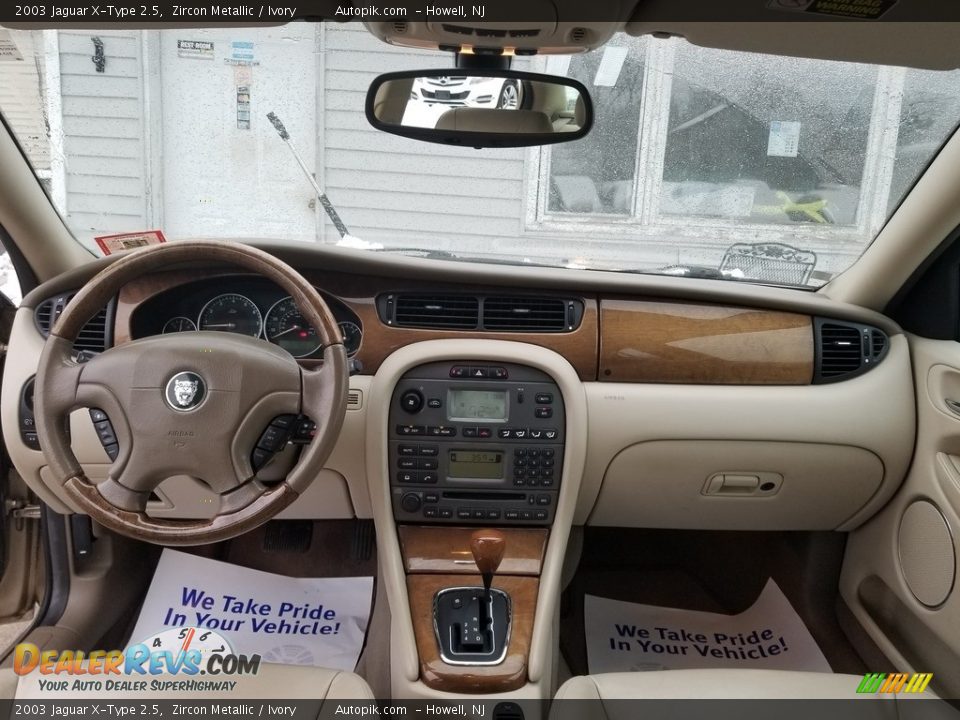 2003 Jaguar X-Type 2.5 Zircon Metallic / Ivory Photo #12
