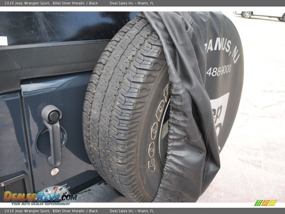 2016 Jeep Wrangler Sport Billet Silver Metallic / Black Photo #17