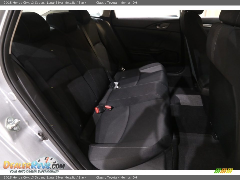 2018 Honda Civic LX Sedan Lunar Silver Metallic / Black Photo #17