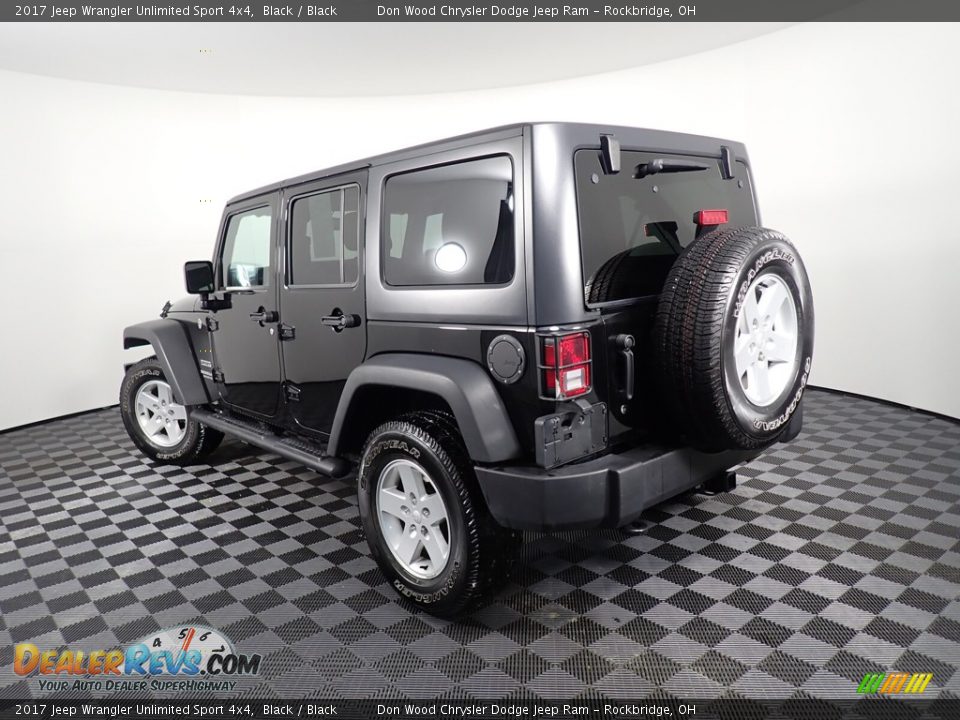 2017 Jeep Wrangler Unlimited Sport 4x4 Black / Black Photo #11