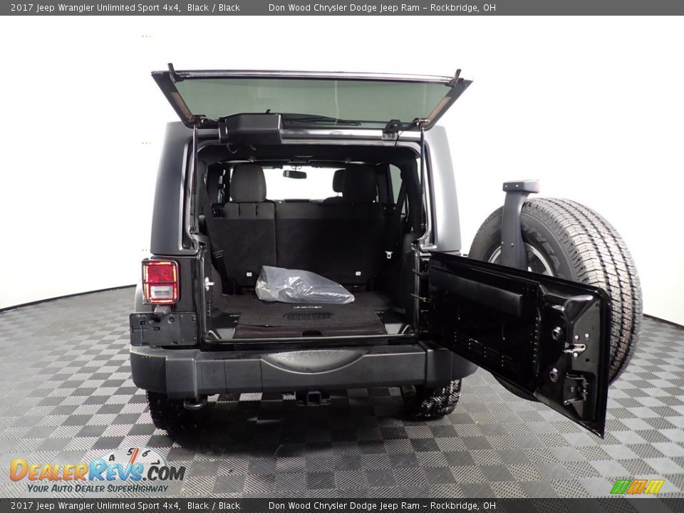 2017 Jeep Wrangler Unlimited Sport 4x4 Black / Black Photo #14