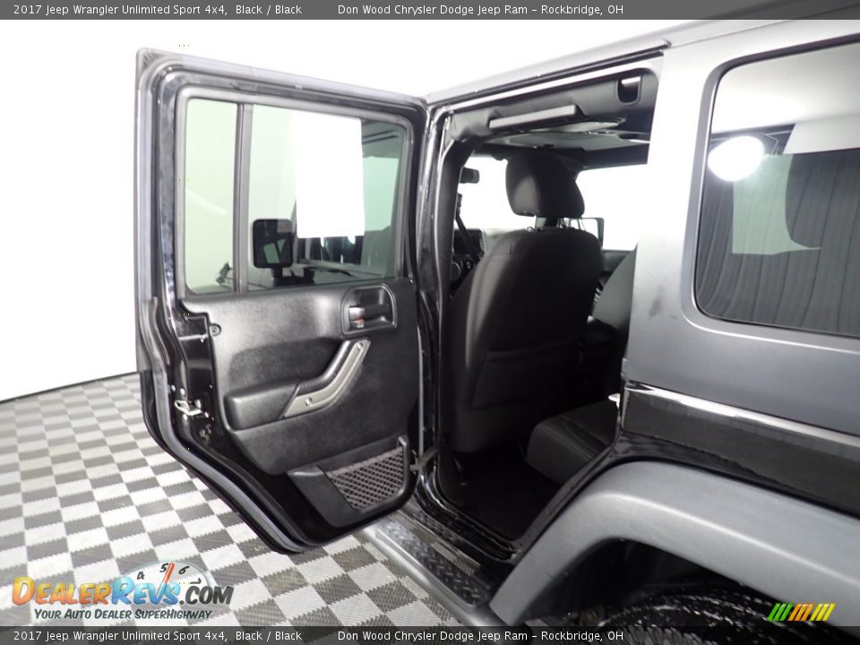 2017 Jeep Wrangler Unlimited Sport 4x4 Black / Black Photo #25