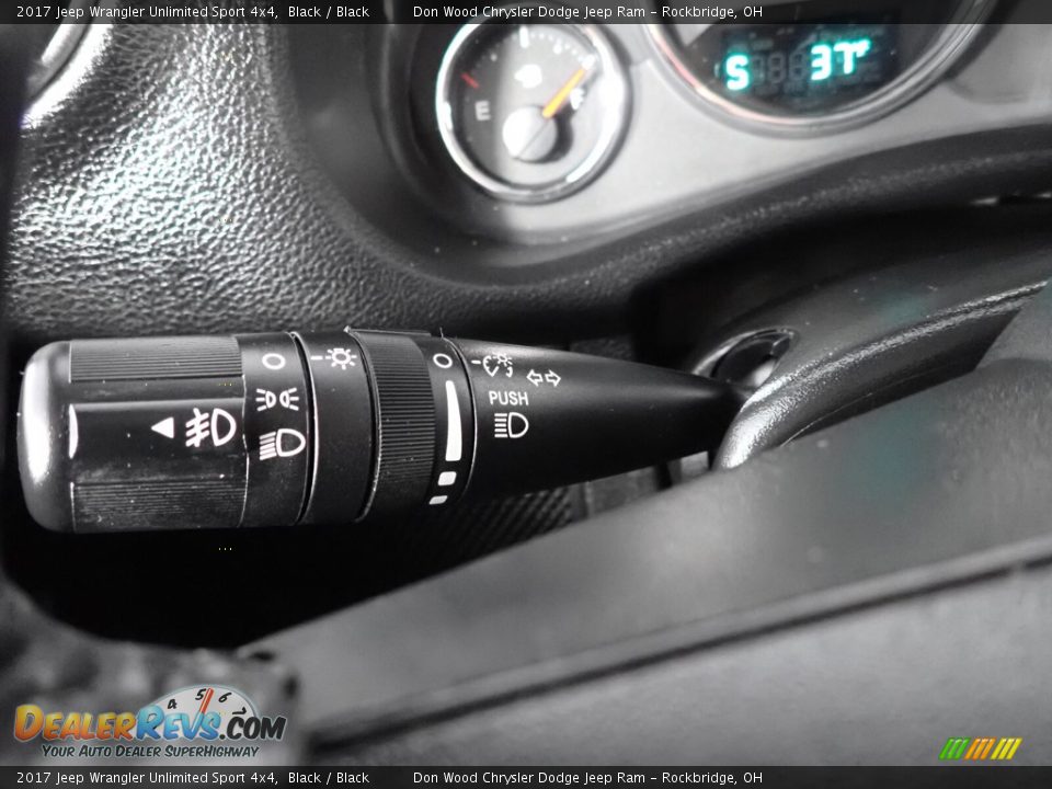 2017 Jeep Wrangler Unlimited Sport 4x4 Black / Black Photo #35