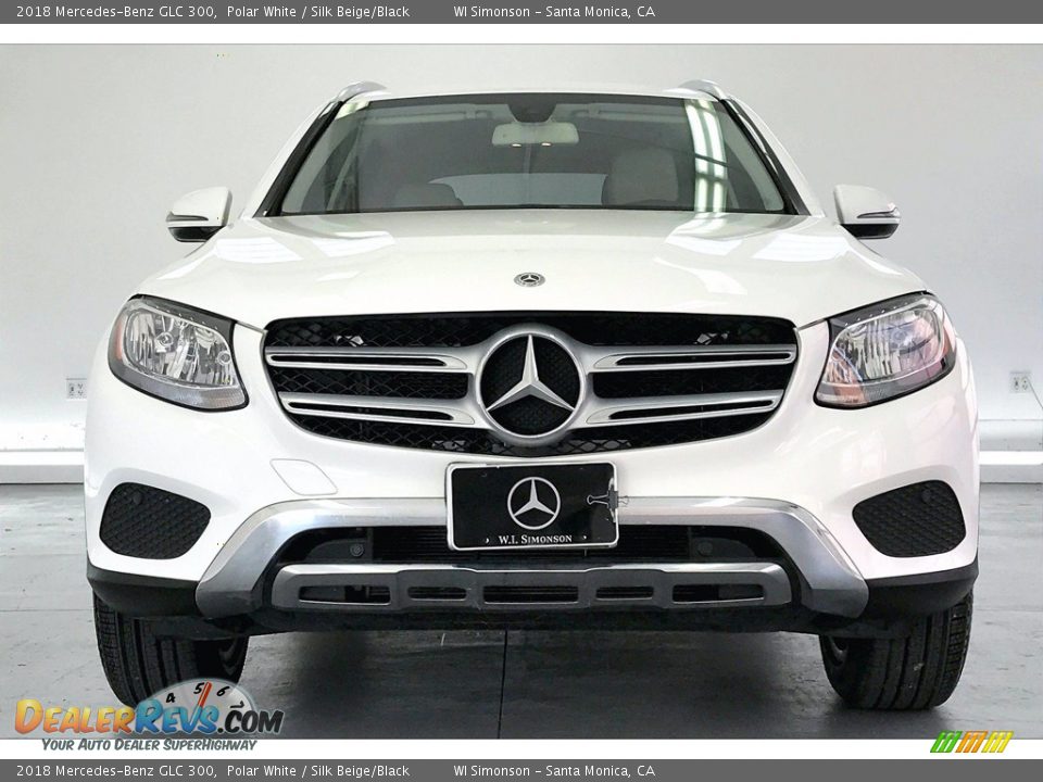 2018 Mercedes-Benz GLC 300 Polar White / Silk Beige/Black Photo #2