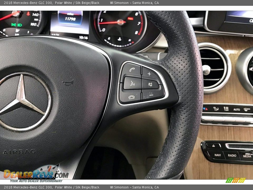 2018 Mercedes-Benz GLC 300 Polar White / Silk Beige/Black Photo #22