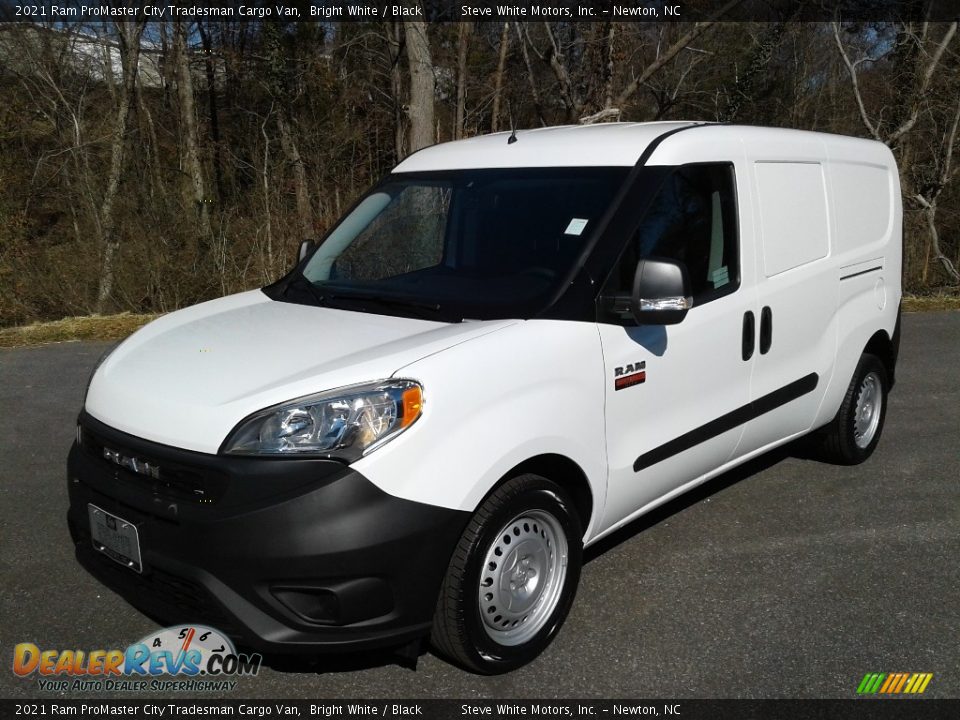 Front 3/4 View of 2021 Ram ProMaster City Tradesman Cargo Van Photo #2