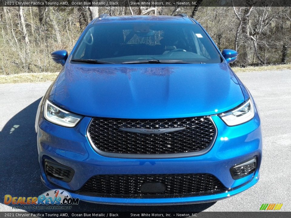 2021 Chrysler Pacifica Touring AWD Ocean Blue Metallic / Black Photo #3