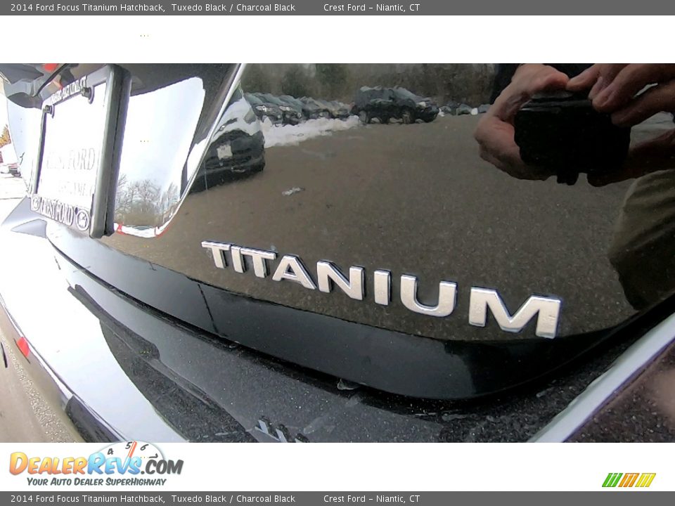 2014 Ford Focus Titanium Hatchback Tuxedo Black / Charcoal Black Photo #9