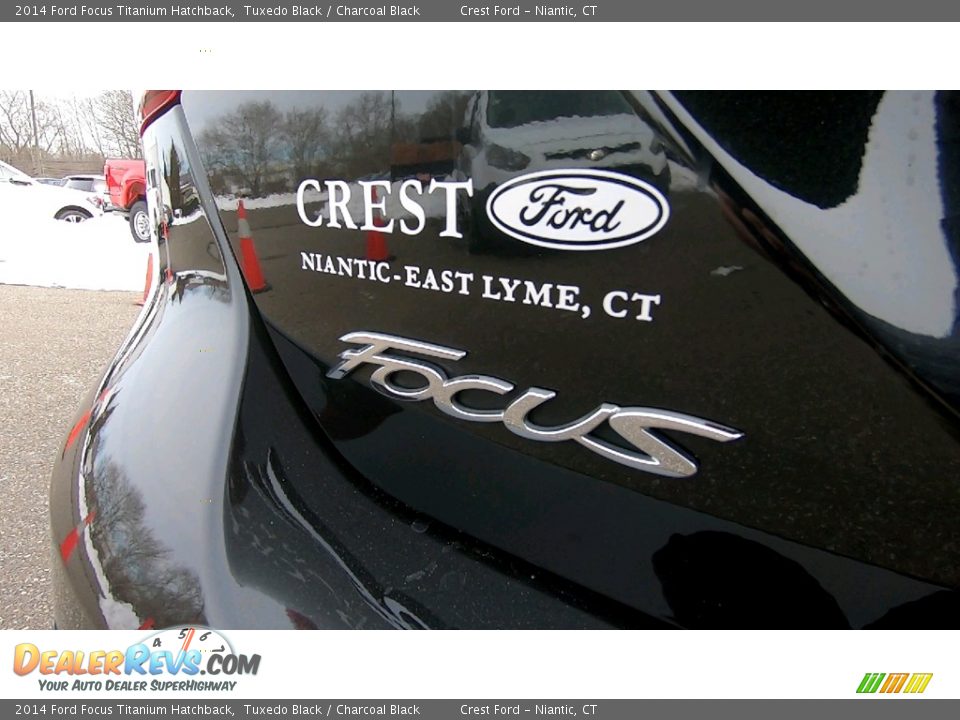 2014 Ford Focus Titanium Hatchback Tuxedo Black / Charcoal Black Photo #10