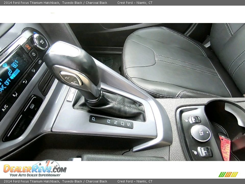 2014 Ford Focus Titanium Hatchback Tuxedo Black / Charcoal Black Photo #17