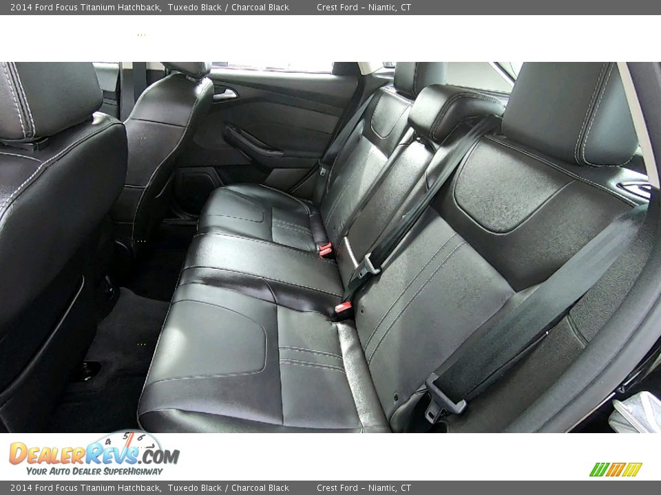 2014 Ford Focus Titanium Hatchback Tuxedo Black / Charcoal Black Photo #19