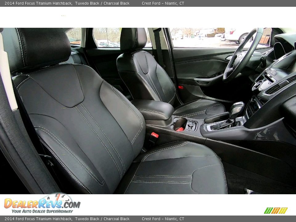2014 Ford Focus Titanium Hatchback Tuxedo Black / Charcoal Black Photo #25