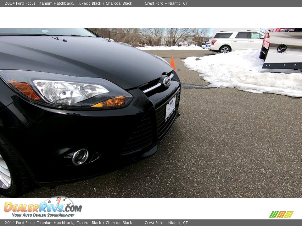 2014 Ford Focus Titanium Hatchback Tuxedo Black / Charcoal Black Photo #28