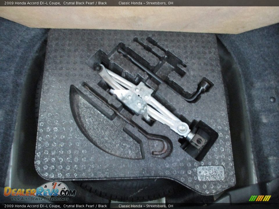 Tool Kit of 2009 Honda Accord EX-L Coupe Photo #15