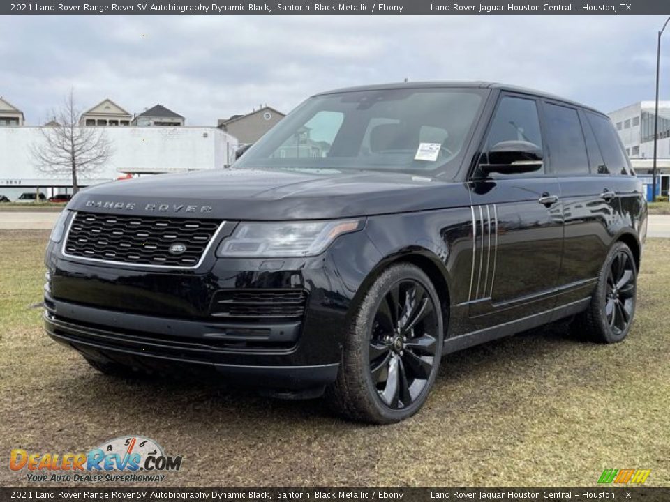 Front 3/4 View of 2021 Land Rover Range Rover SV Autobiography Dynamic Black Photo #2