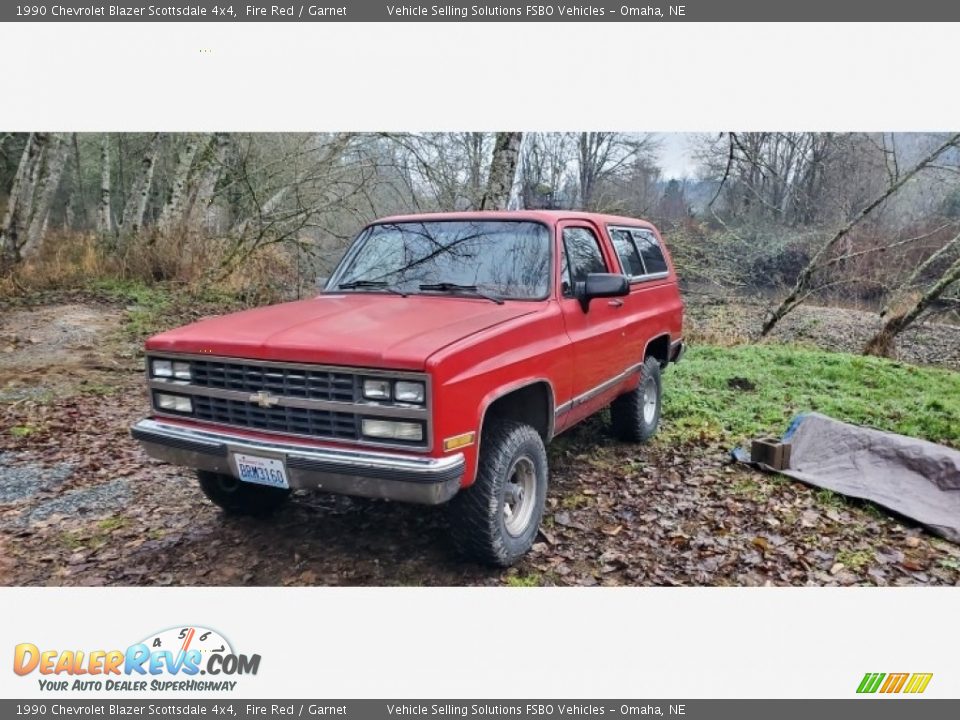 Front 3/4 View of 1990 Chevrolet Blazer Scottsdale 4x4 Photo #2