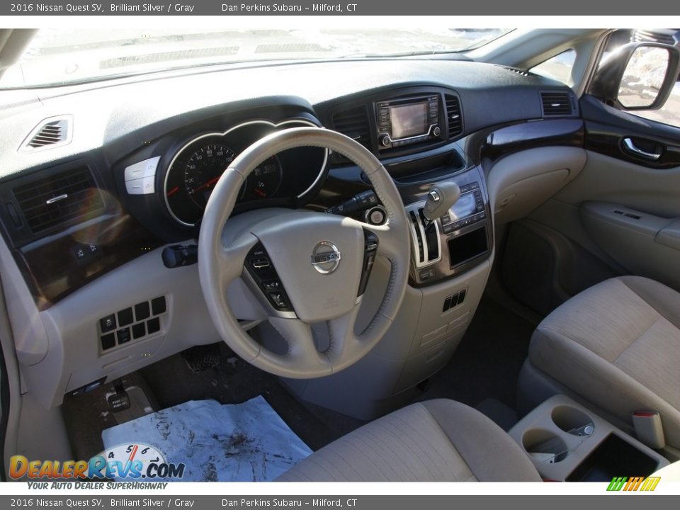 2016 Nissan Quest SV Brilliant Silver / Gray Photo #10