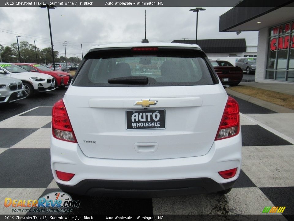 2019 Chevrolet Trax LS Summit White / Jet Black Photo #4