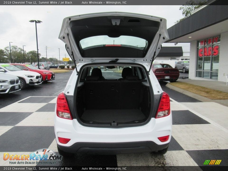 2019 Chevrolet Trax LS Summit White / Jet Black Photo #5