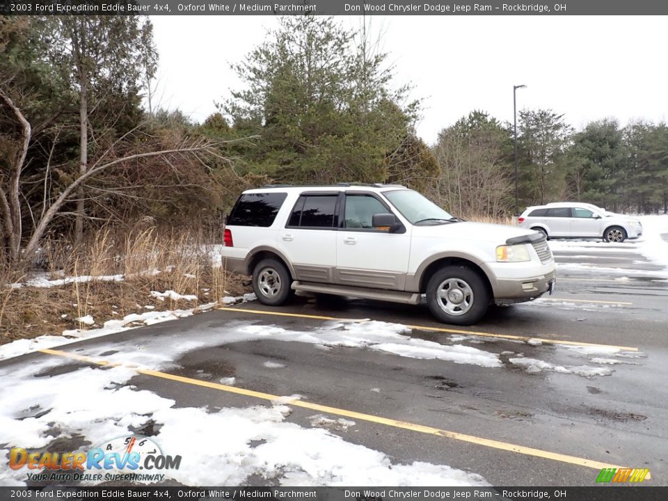 2003 Ford Expedition Eddie Bauer 4x4 Oxford White / Medium Parchment Photo #4