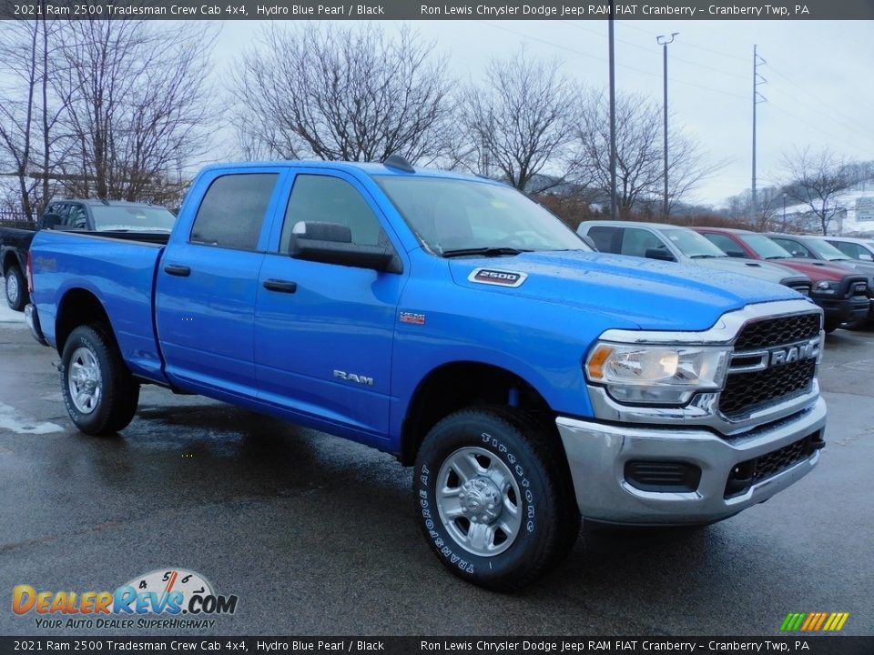 Front 3/4 View of 2021 Ram 2500 Tradesman Crew Cab 4x4 Photo #3