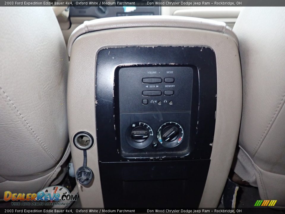 2003 Ford Expedition Eddie Bauer 4x4 Oxford White / Medium Parchment Photo #19