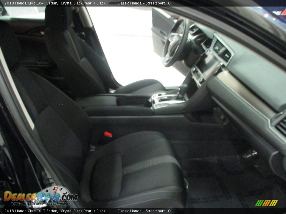 2018 Honda Civic EX-T Sedan Crystal Black Pearl / Black Photo #16