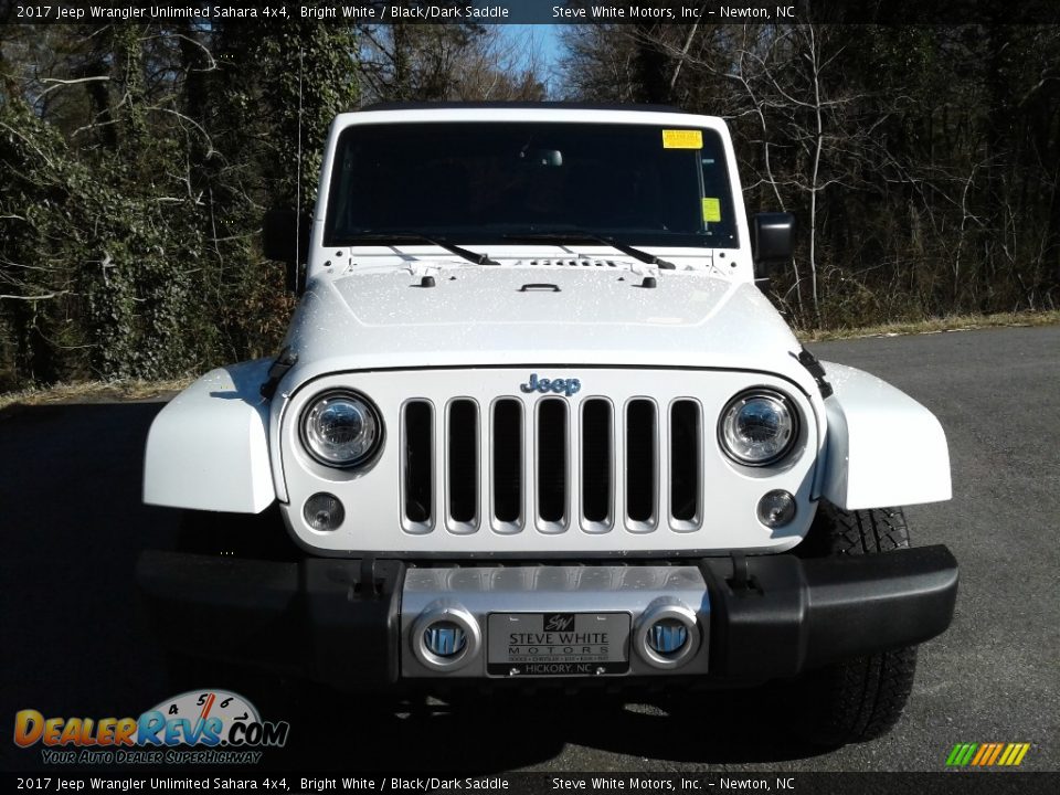 2017 Jeep Wrangler Unlimited Sahara 4x4 Bright White / Black/Dark Saddle Photo #3