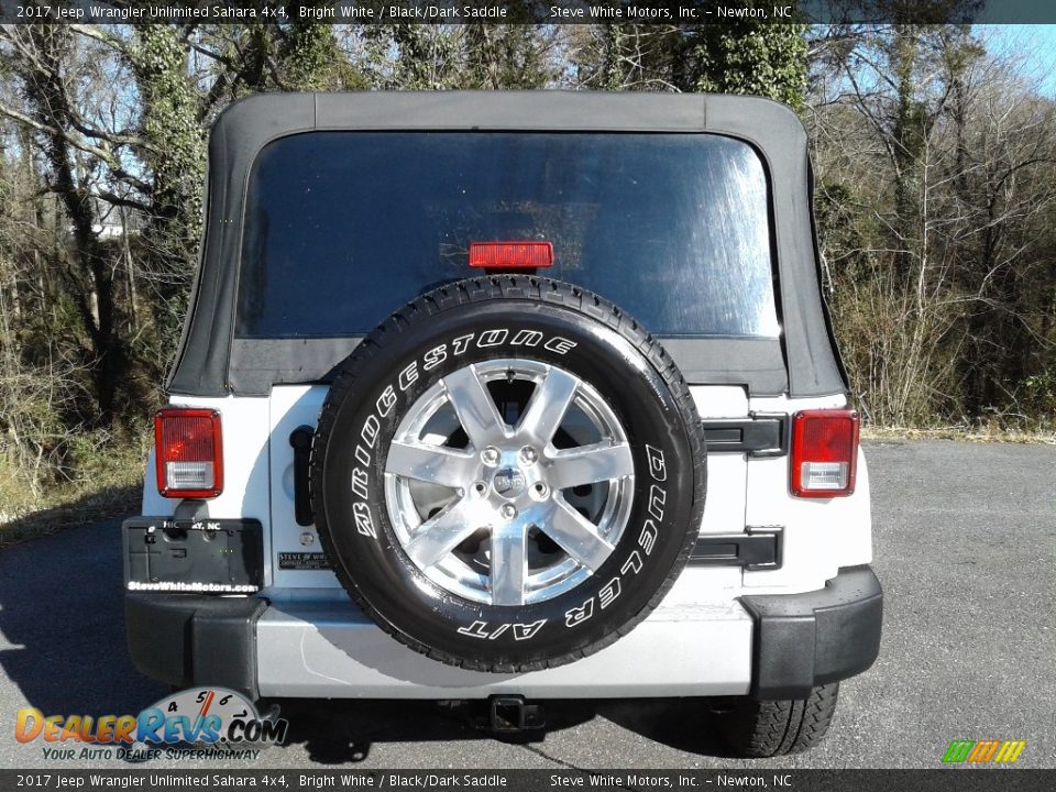 2017 Jeep Wrangler Unlimited Sahara 4x4 Bright White / Black/Dark Saddle Photo #7