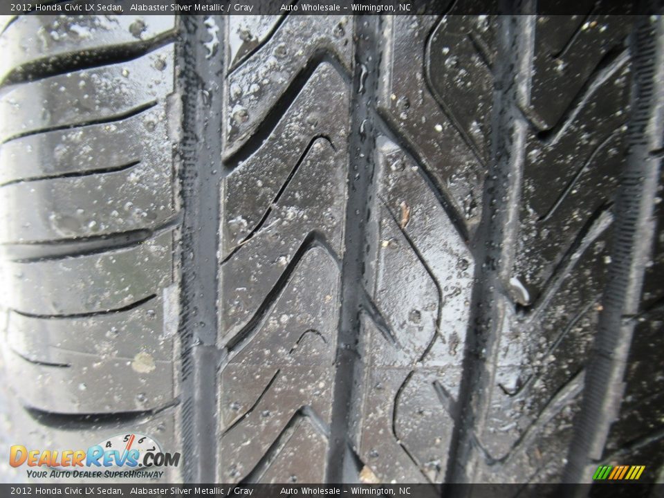2012 Honda Civic LX Sedan Alabaster Silver Metallic / Gray Photo #10