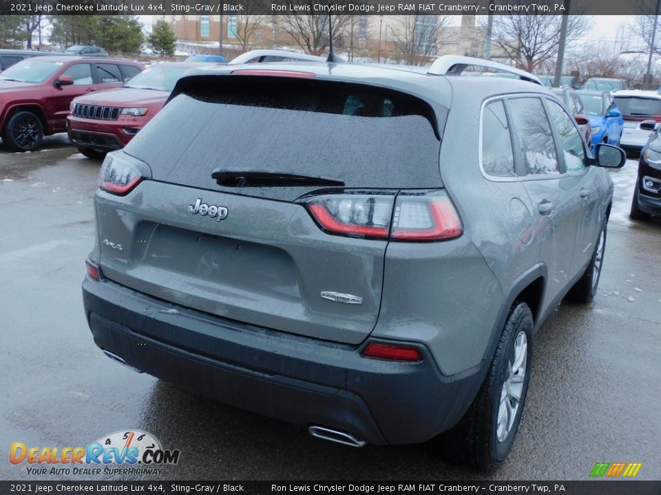 2021 Jeep Cherokee Latitude Lux 4x4 Sting-Gray / Black Photo #5