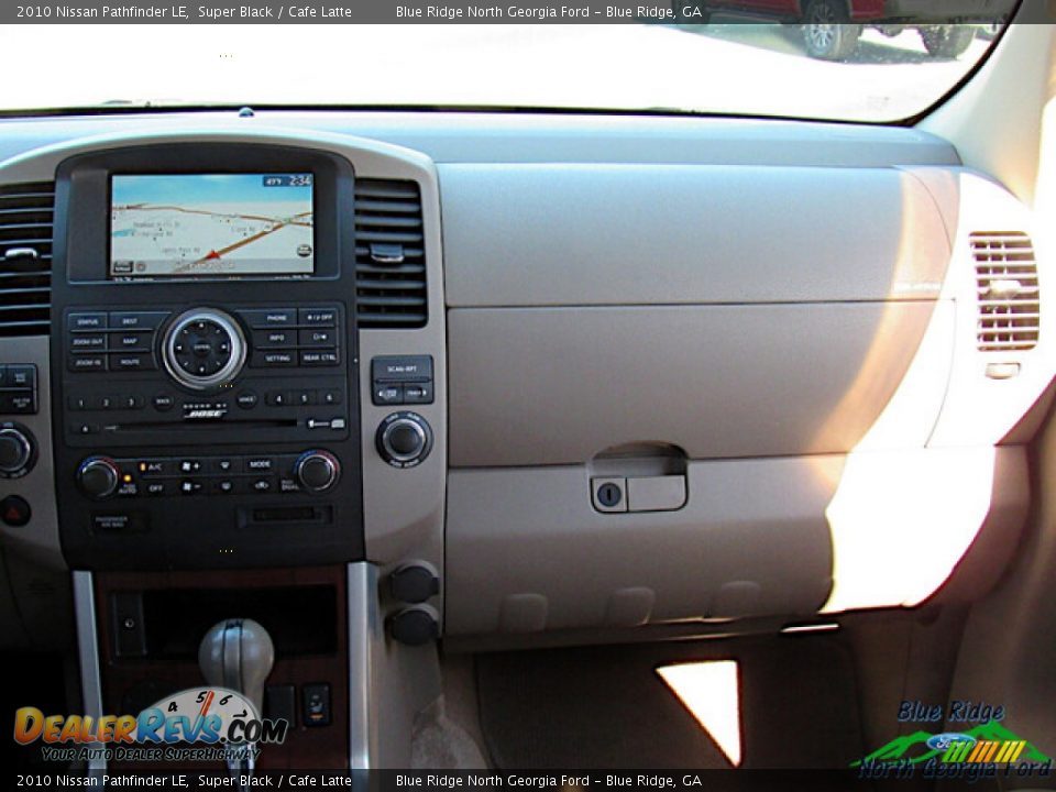 2010 Nissan Pathfinder LE Super Black / Cafe Latte Photo #20