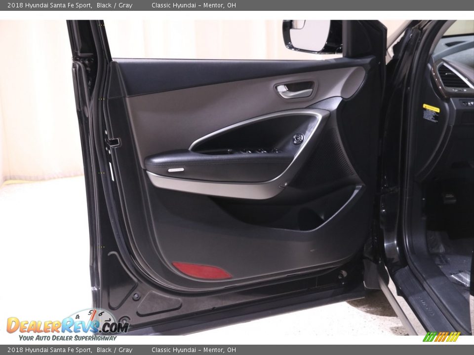 2018 Hyundai Santa Fe Sport Black / Gray Photo #4