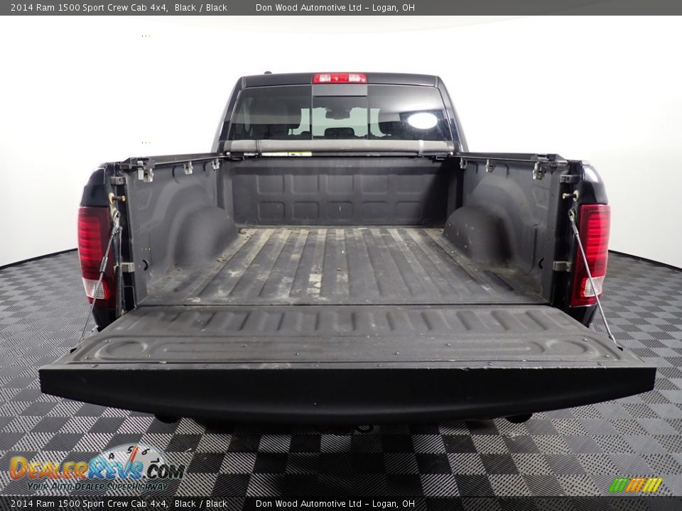 2014 Ram 1500 Sport Crew Cab 4x4 Black / Black Photo #18